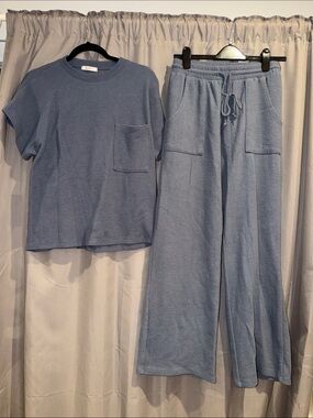 Tres Bien Gray-Blue Wide-Leg Lounge Set